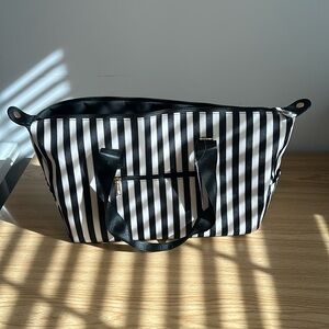 Alice + Olivia duffel